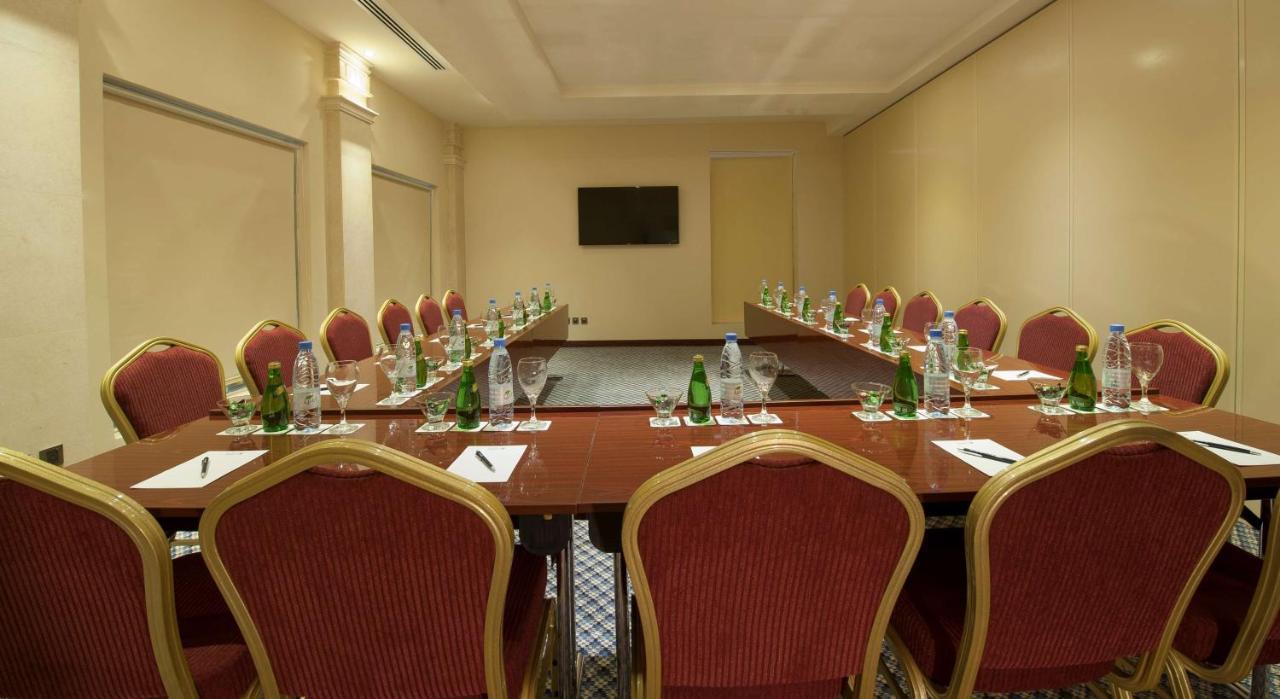 Radisson Blu Hotel, Dhahran Al-Khobar Eksteriør bilde